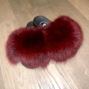 Fur slide burgundy